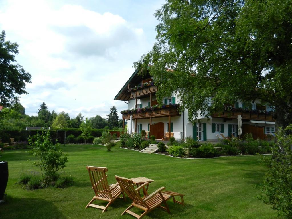 Landhaus Marinella Hotel Garni Bad Wiessee Exterior foto